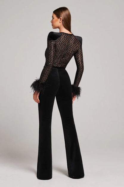Schwarzer Overall – Federmanschette – Langarm – Eleganter Overall – Figurbetonter Overall-HauteBerlin