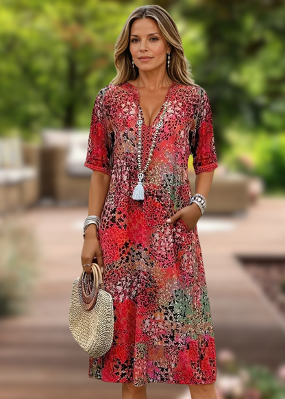 Sommerkleid Damen: Boho Midikleid mit V-Ausschnitt und Taschen-HauteBerlin