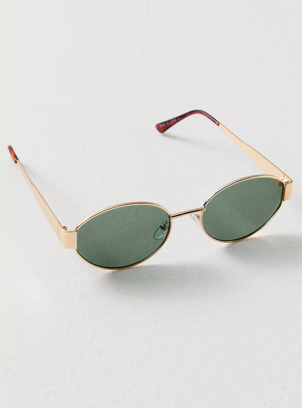 Sonnenbrille Oval | Metallfassung | Getönte Gläser | Retro-HauteBerlin
