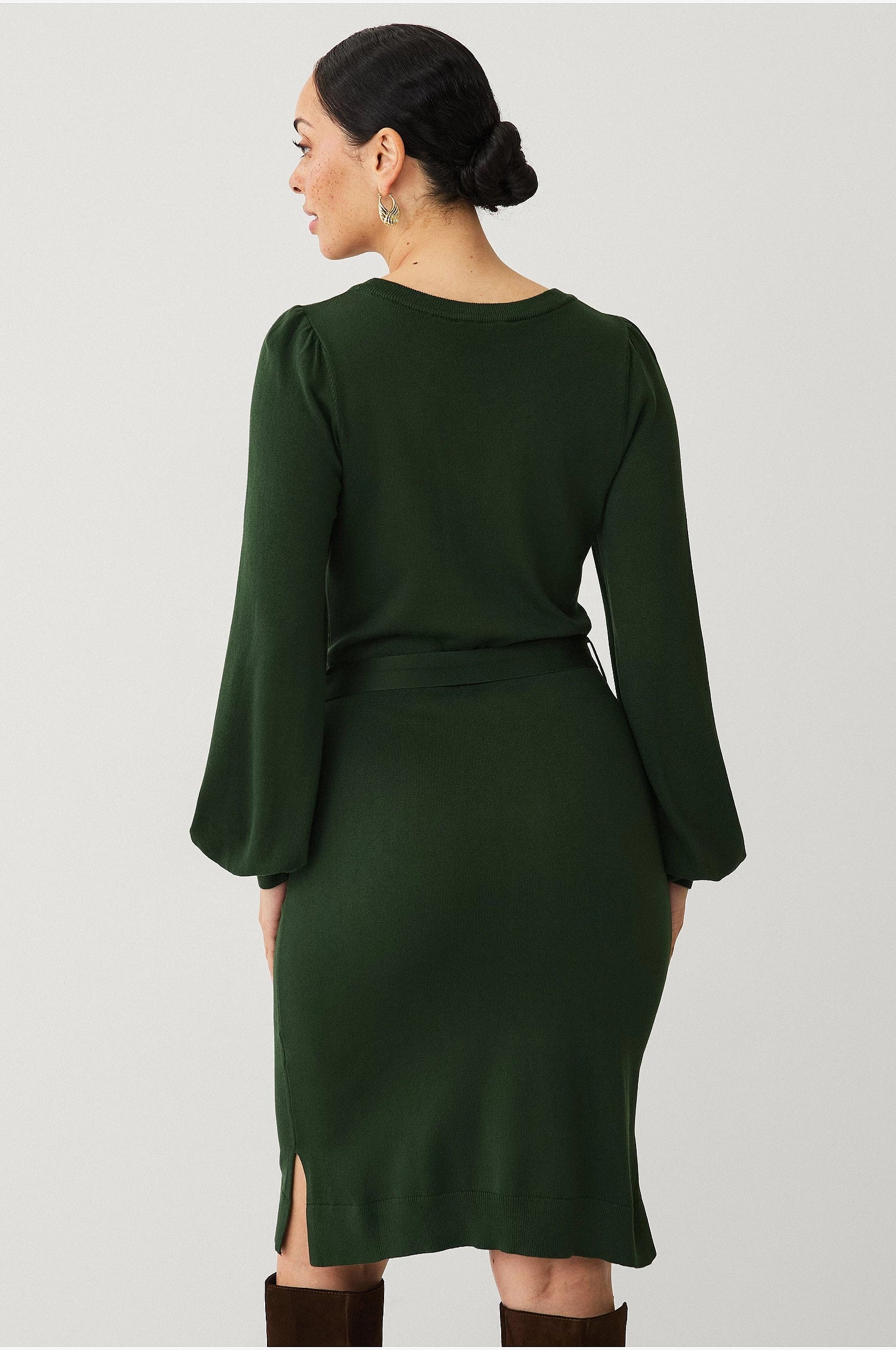 Strickkleid | Gürtel | Langarm | Jumperkleid | Midikleid-HauteBerlin