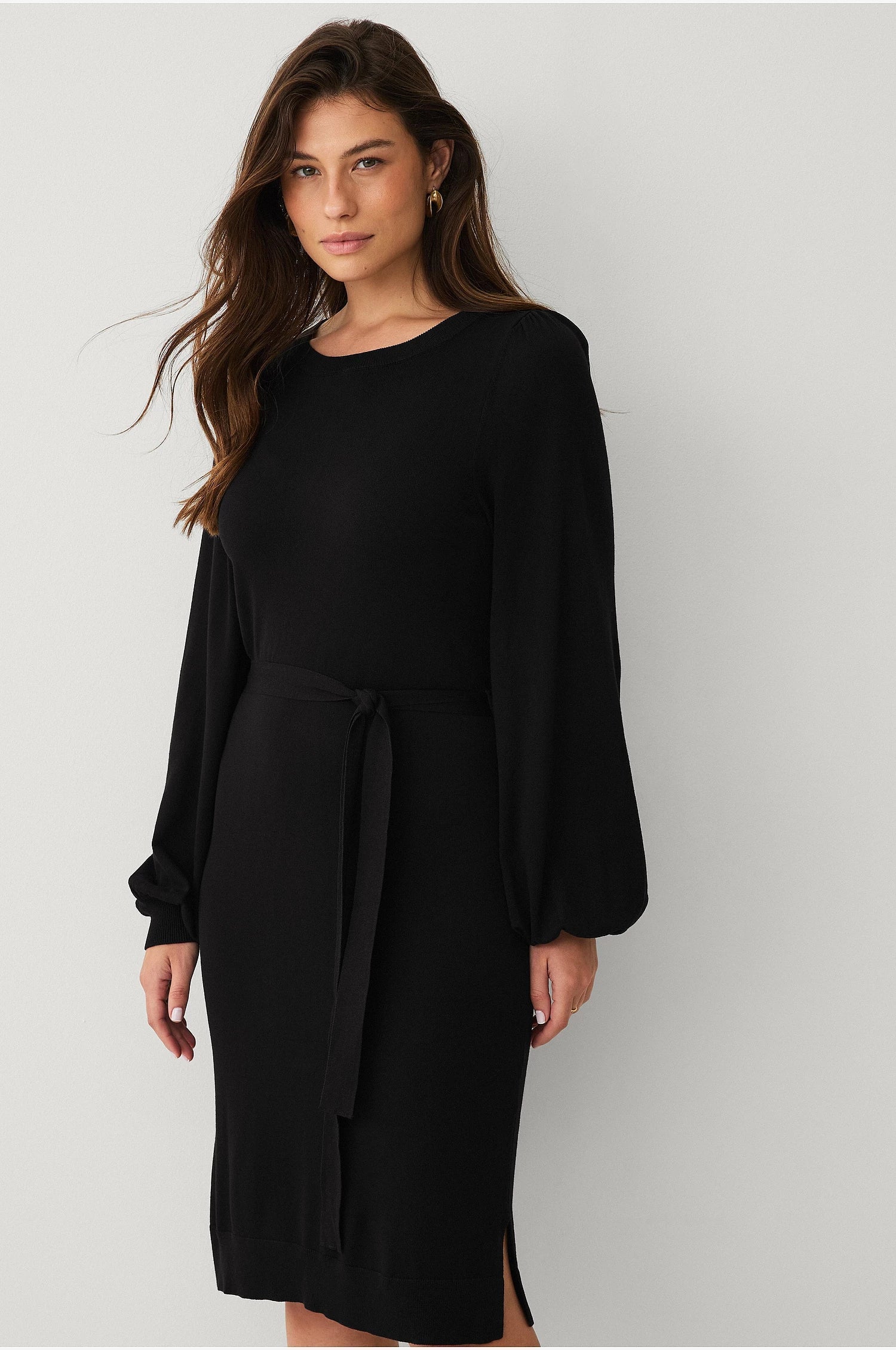 Strickkleid | Gürtel | Langarm | Jumperkleid | Midikleid-HauteBerlin
