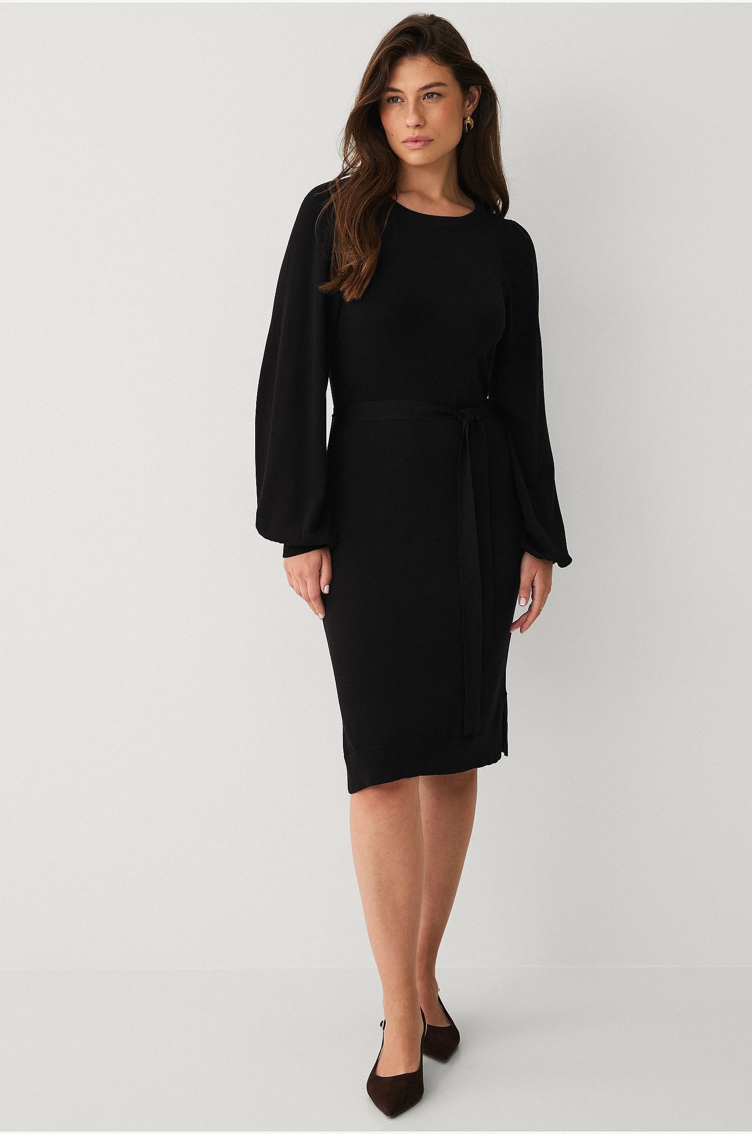 Strickkleid | Gürtel | Langarm | Jumperkleid | Midikleid-HauteBerlin