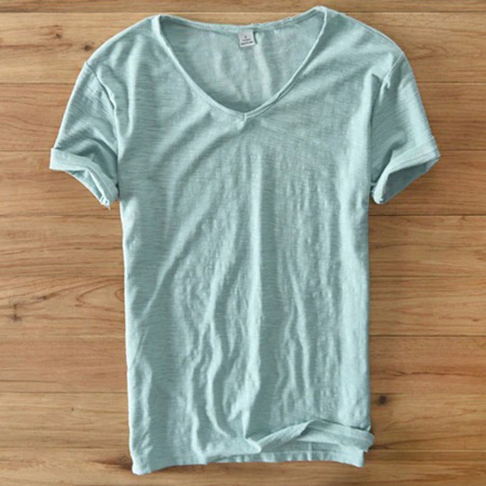 T-Shirt mit V-Ausschnitt | Leicht | Kurzarm | Sommershirt | Herren-T-Shirt-HauteBerlin