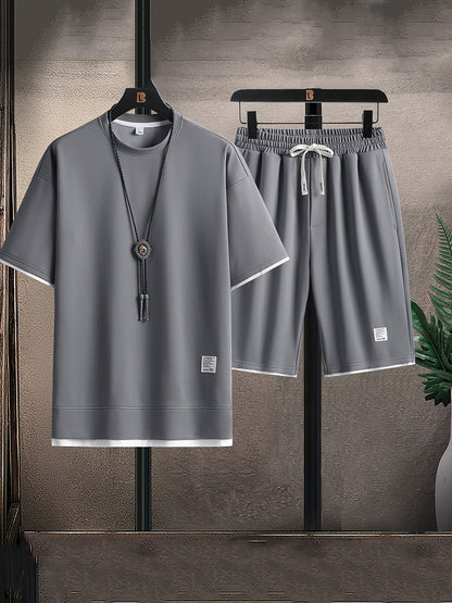T-Shirt und Shorts im Set | Oversized | Kordelzug | Zweiteiliges Set | Herrenbekleidung-HauteBerlin