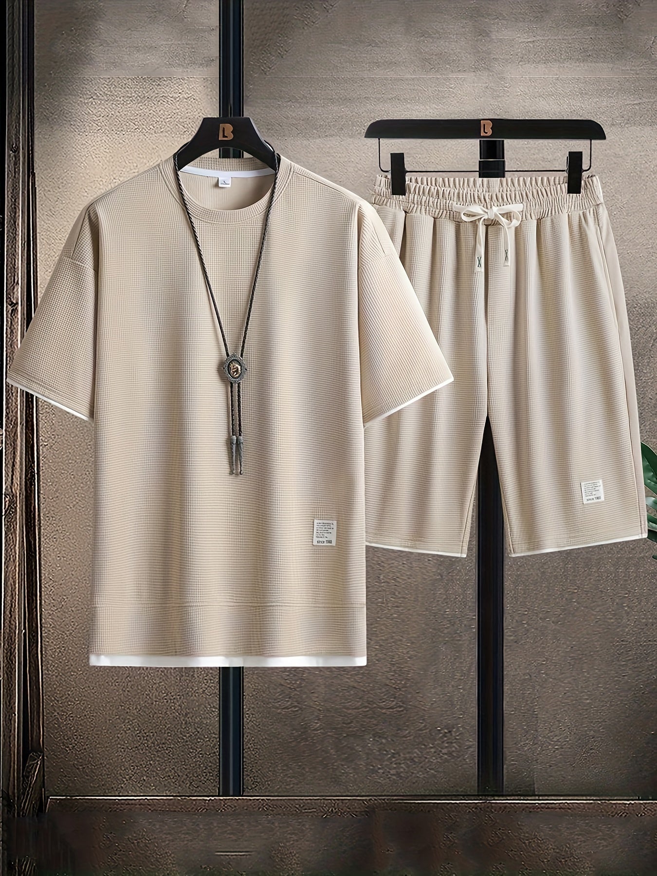 T-Shirt und Shorts im Set | Oversized | Kordelzug | Zweiteiliges Set | Herrenbekleidung-HauteBerlin