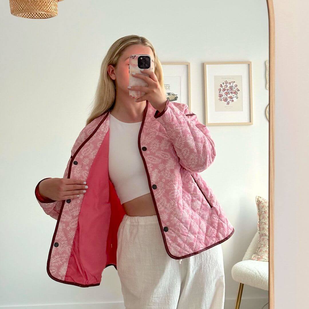 Übergangsjacke Damen | Rosa Blumen | Gesteppt Oversized-HauteBerlin