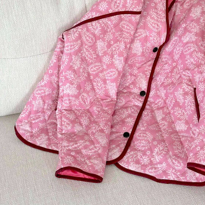 Übergangsjacke Damen | Rosa Blumen | Gesteppt Oversized-HauteBerlin