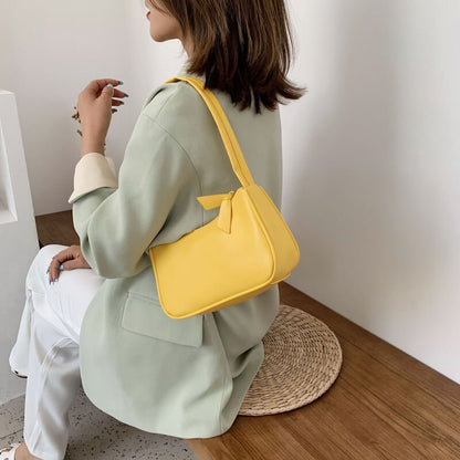 Umhängetasche Damen | Kunstleder Baguette | Retro Schultertasche-HauteBerlin