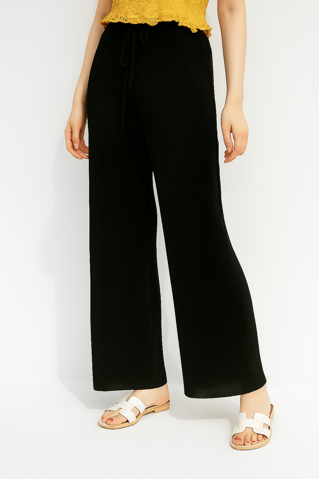 Weite Hosen | Kordelzug | Elastischer Bund | Gerippte Hosen | Damenhosen-HauteBerlin