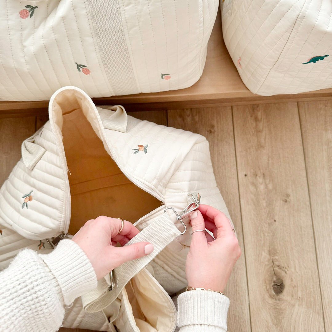 Wickeltasche - Gesteppt Bestickt Creme Reisetasche Baby-HauteBerlin