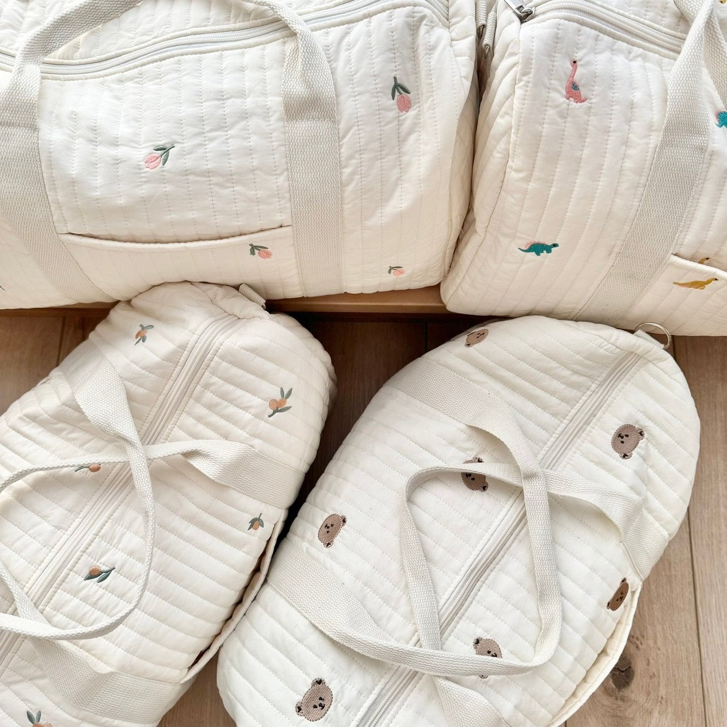 Wickeltasche - Gesteppt Bestickt Creme Reisetasche Baby-HauteBerlin
