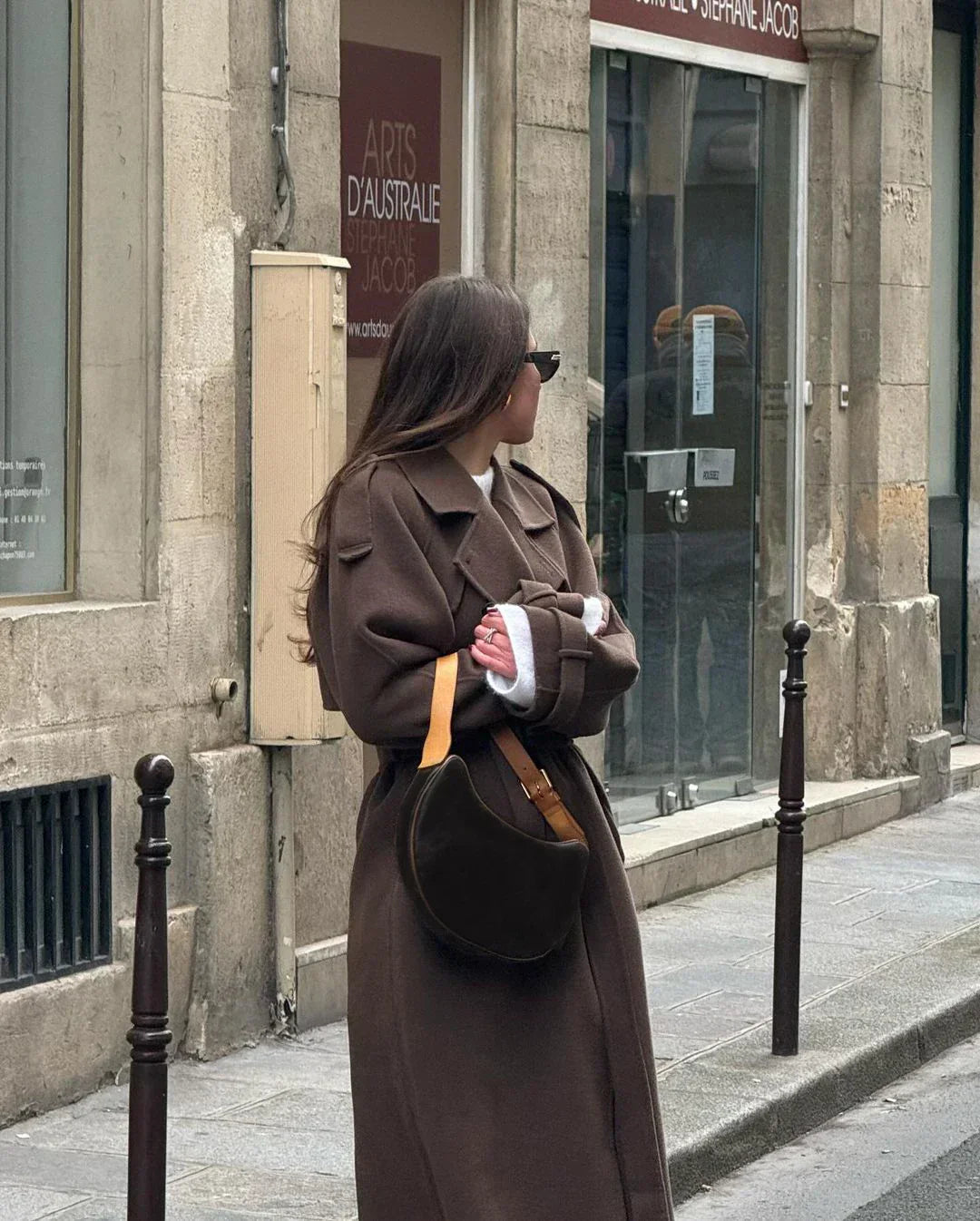 Winter Trenchcoat - Langer brauner doppelreihiger Mantel für Frauen-HauteBerlin