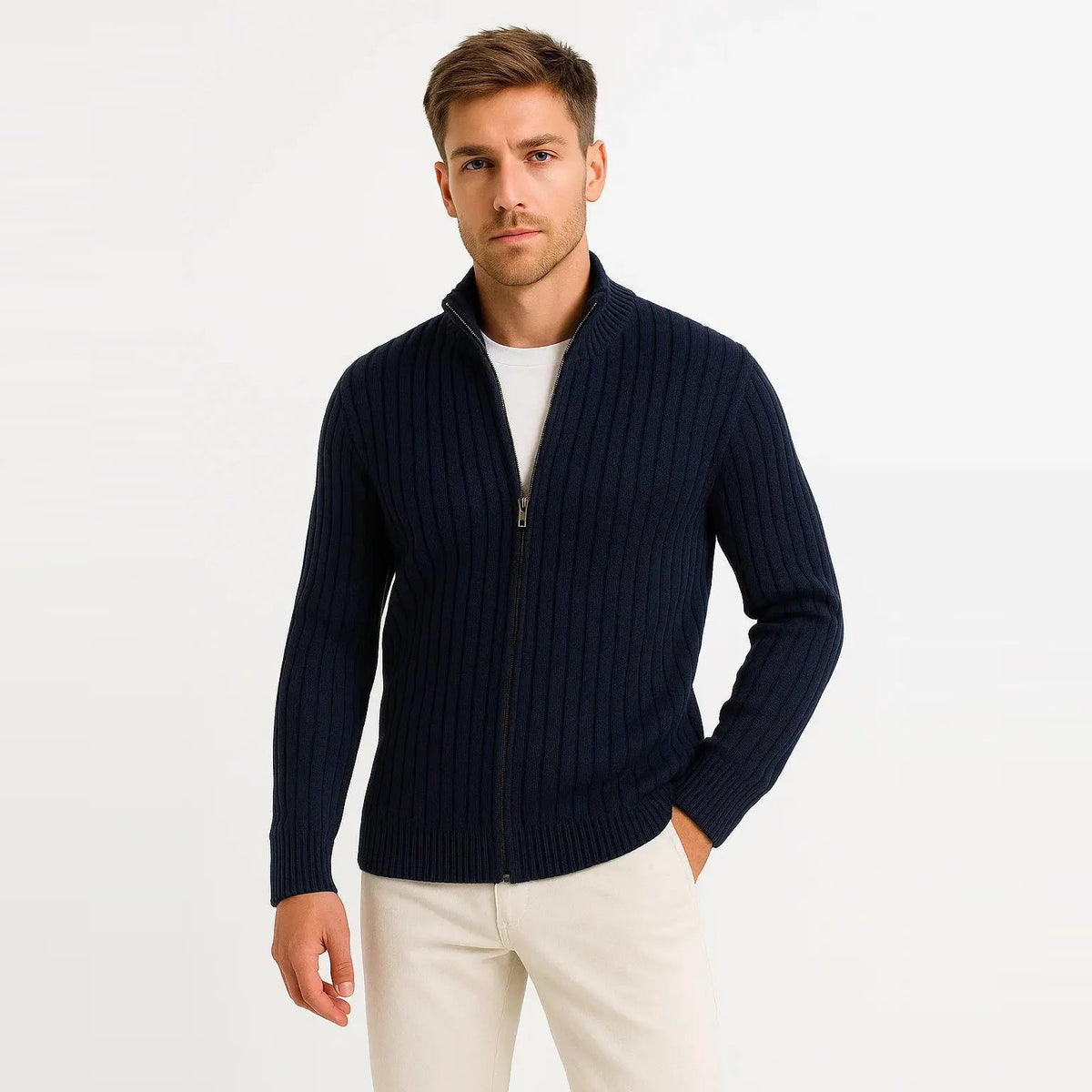 Strickjacke Herren – Gerippter Cardigan mit Reißverschluss und Stehkragen-HauteBerlin