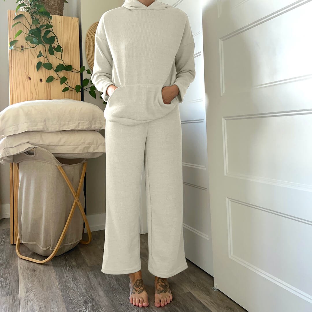 Zweiteiler Damen | Hoodie und Weites Bein | Strick Set-HauteBerlin
