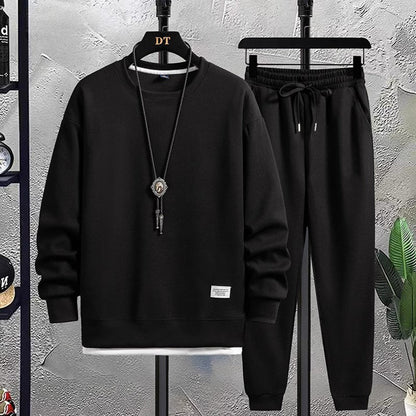 Zweiteiliges Set – Lässiges Jogging-Sweatshirt-Set für Männer-HauteBerlin