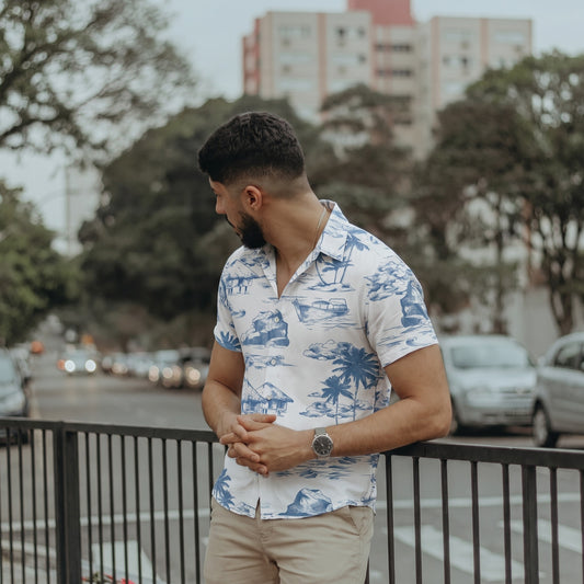 Hawaiihemd Herren: Kurzarmhemd mit Palmen-Print für den Sommer-HauteBerlin
