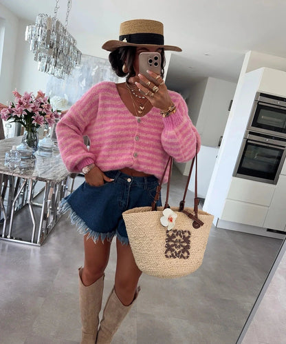 Rosa gestreifte Oversize-Strickjacke mit V-Ausschnitt